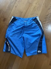Quiksilver Mens 34 Blue Board Shorts Swim Trunks Surf Beach Logo