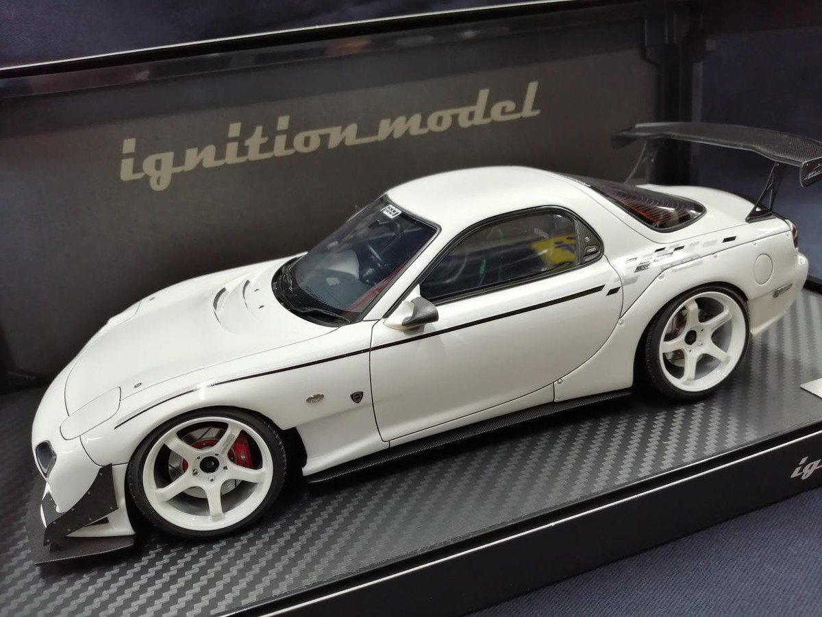 1/18 ignition model 初期モデル マツダ FD3S RX-7 1/18 Ignition Model Mazda FEED RX-7 (FD3S) Gun Metallic