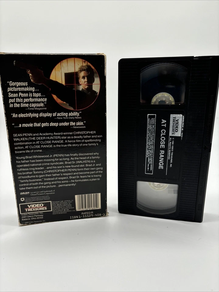 At Close Range (VHS, 1986) Sean Penn, Christopher Walken Rare VHS - Image 2 of 3