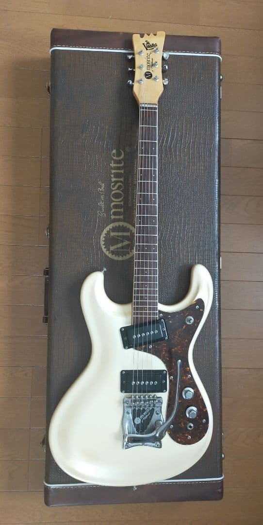 Electric Guitar Mosrite The Ventures 65 Model Vintage Pearl White