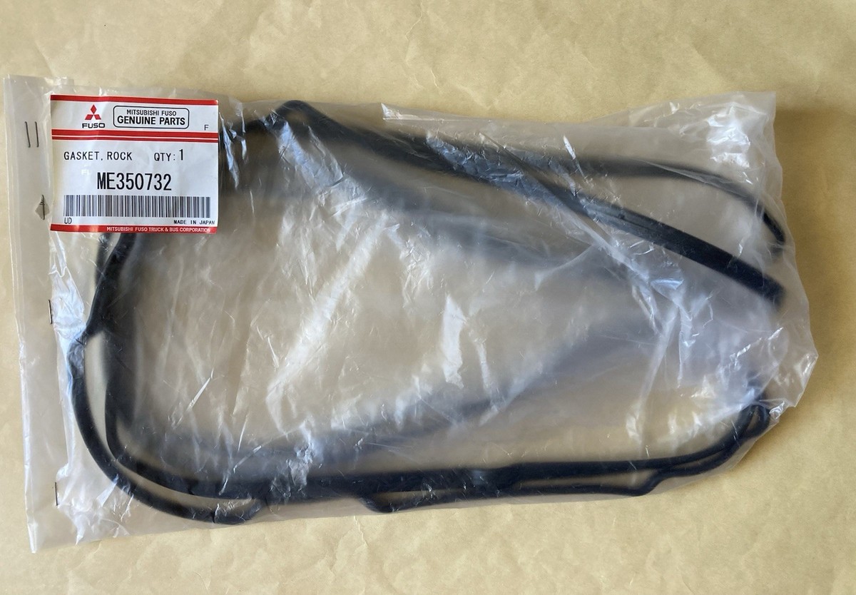 mitsubishi_juki様 OEM ME350732 Genuine Mitsubishi Fuso Upper Lower Valve cover