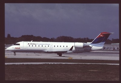 Orig 35mm airline slide Delta Connection Comair CRJ-100ER N956CA