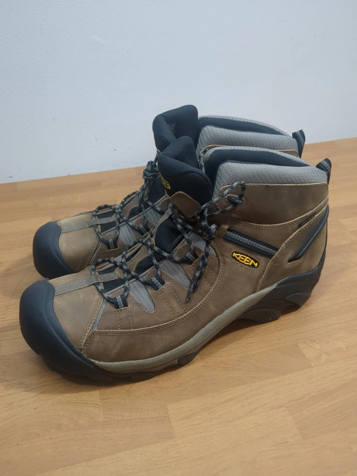 New Size 17 Mens Keen Targhee Il Utility Dry wide Hiking Shoes Boots Waterproof
Opens in a new windo