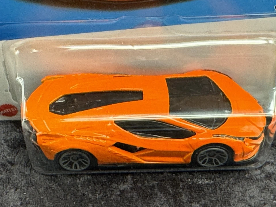 Hot Wheels 2024 HW Exotics 1/10 Orange Lamborghini SiΓ‘n FKP 37 - Image 3 of 4