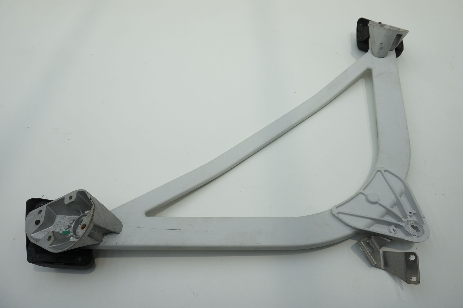 Aston Martin Vanquish 2012-2018 Front Strut tower brace P/N DD43108A75BC