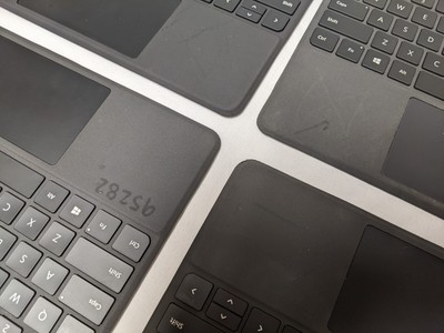 SEE PICS! Microsoft 10-in Surface Go 1 2 3 4 Type Cover KCM-00025 