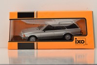 Ixo 1:43 Ford Granada 2.8 L Ghia Mkii Turnier 1982 Silber Modellauto CLC455N