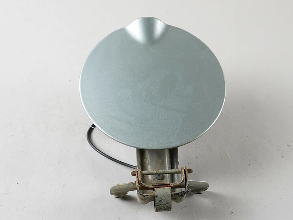 2001 - 2005 Chrysler Sebring Dodge Stratus Filler Fuel Door W Tank 04814825Ad Foto 2 de 4