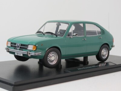 Cult Scale Models KK Alfa Romeo Alfasud Grün 1974 1:18 Street  Auto KKDC180023