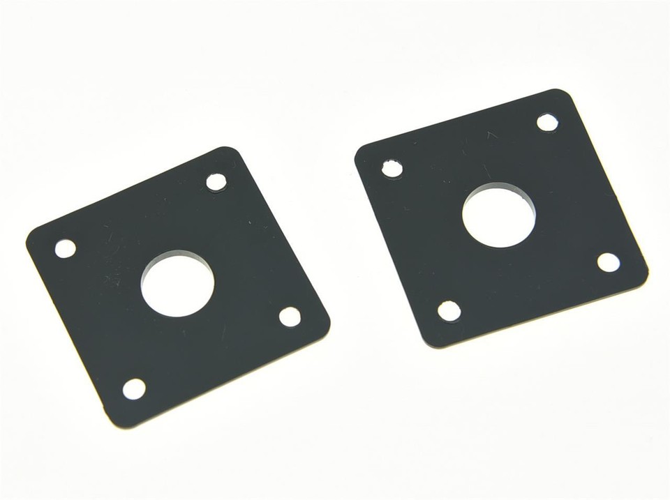 Placca Per Chitarra In Plastica Nera – Jack Quadrato 33x33 – Base Piatta