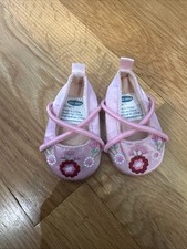 Infant Girls Embroidered Floral Ballet Slipper Style Shoes