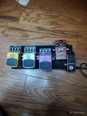 Pedaltrain Nano Pedalboard With 4 Effects Pedals And Tuner