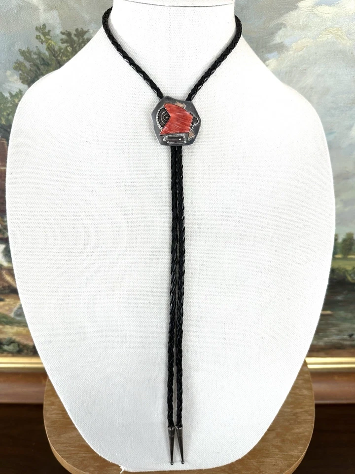 Потрясающий старый галстук-боло из чистого серебра и кораллов юго-западный ручной работы - Изображение 2 из 4