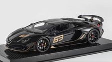 1/18 Runner Lamborghini Aventador SVJ in Gloss Black  Carbon fiber base