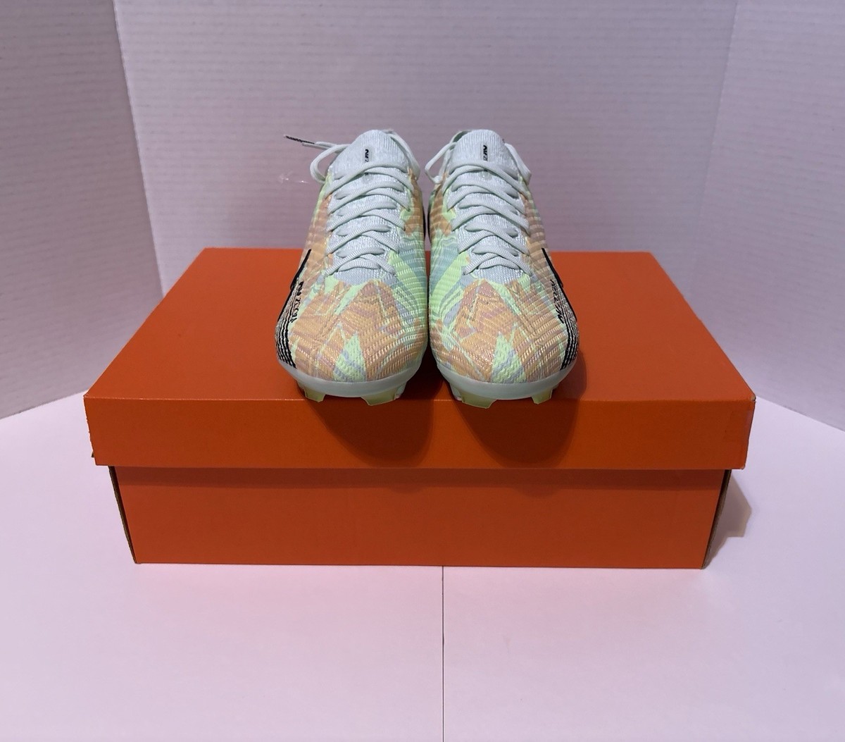 Size 6.5 - Nike Zoom Mercurial Vapor 15 Elite SG Pro AC Bonded