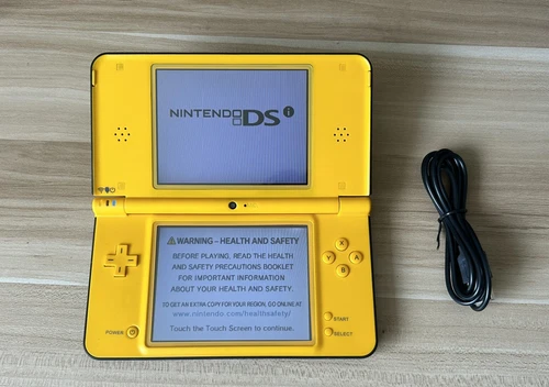 USA VERSION Yellow Nintendo DSi XL Handheld System with Charger