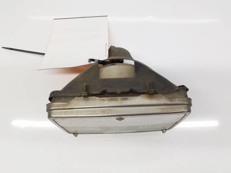 Passenger Headlight Single Lamps Fits 85-87 GMC 1500 Pickup OEM - Image 4 of 4