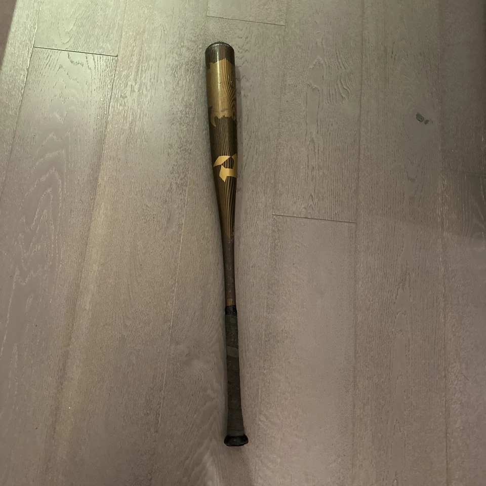 Voodoo One 33 Drop 3 Bbcor 2024 solo usado por 2 meses gran pop Foto 2 de 2