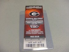 Cincinnati Bearcats vs Georgia Bulldogs (12-2-2011) Basketball Ticket Stub 