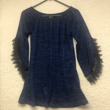 Win Win Womens S-M Blue Pullover Open 3/4 length sleeve lace tunic top  NWT