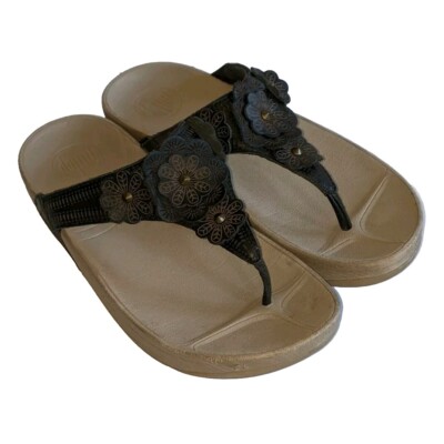 Fitflop Wobbleboard Floral Black Thong FlipFlop Sandals Casual 066-001 Wms 6US
