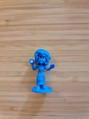 CLUEDO JUNIOR Hasbro Replacement MRS PEACOCK Mover  BLUE
