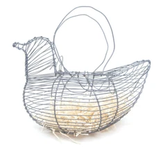 Vintage Primitive Metal Wire Chicken Hen Egg Basket Gathering Basket Farmhouse