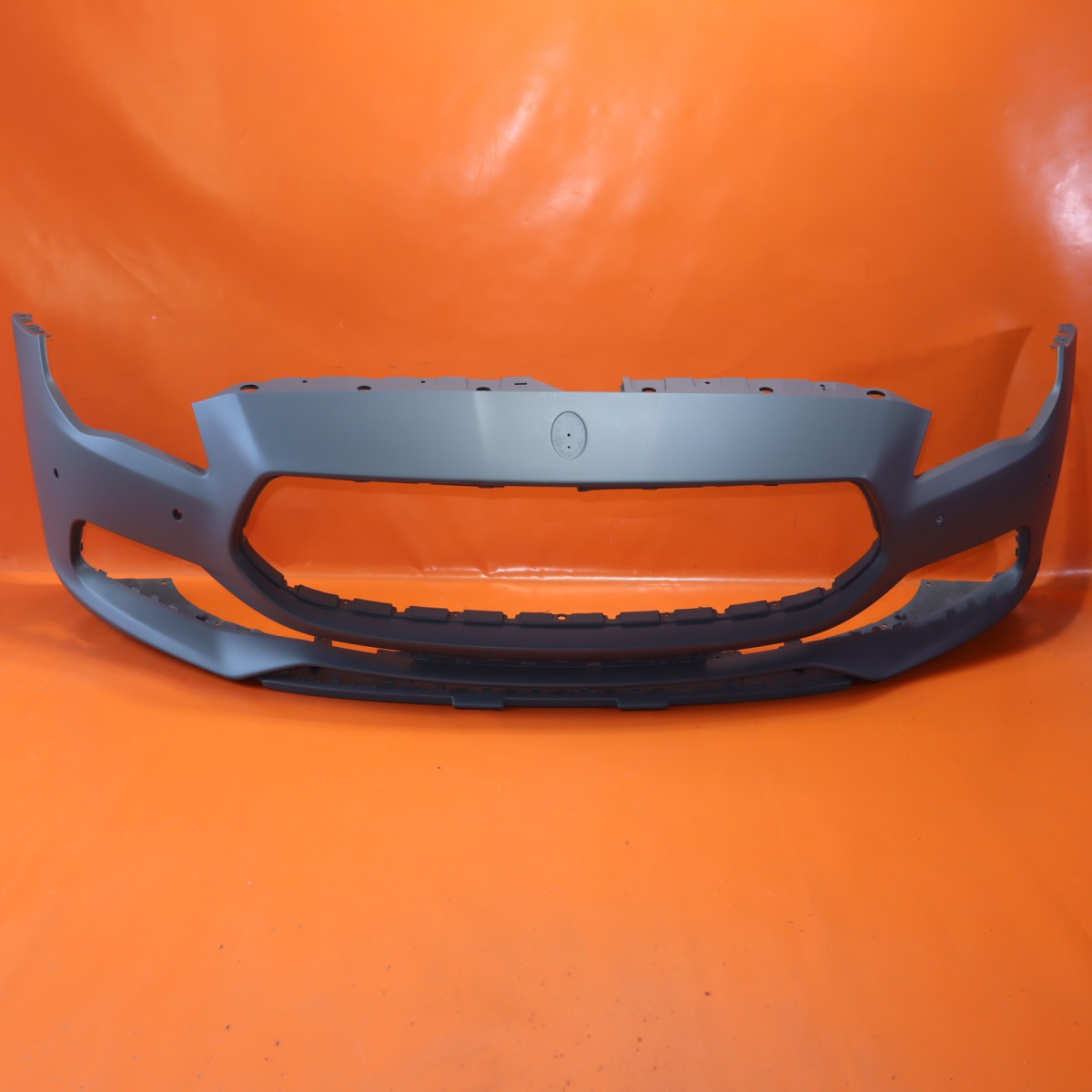 MASERATI QUATTROPORTE FRONT BUMPER 2018 2019 2020 2021 673006997 RECONDITIONDED