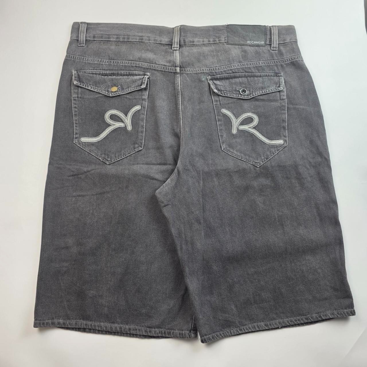 878 2000s Y2K Rocawear Black Baggy Skater Hiphop Jorts Denim Shorts W43 image 2