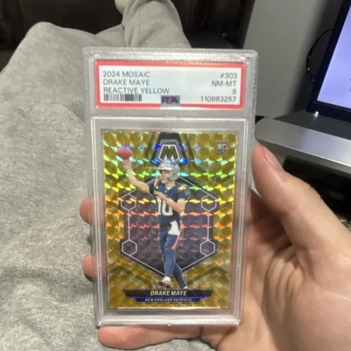 Panini 2024 Mosaic Drake Maye Rookie #303 Reactive Yellow PSA 8 Patriots
