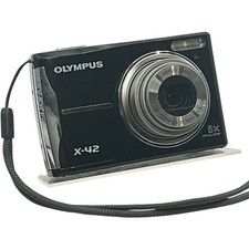 Olympus X-42 Digital Camera 12MP Compact Black 5x Optical Zoom + Case