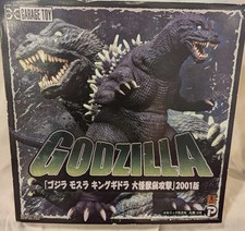 X-PLUS Toho 30cm Giant Monsters All-Out Attack Godzilla 2001 W/BOX From Japan