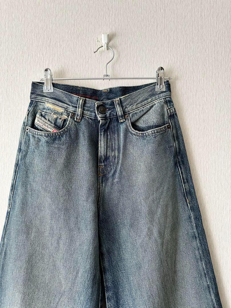 Diesel Women L 1978 Vintage Washed Flare Denim Mid Rise Diesel Women L 1978 Vintage Washed Flare Denim Mid Rise