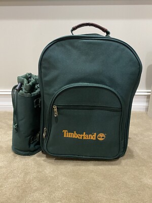 Picnic at Ascot, Fully equipped Green Insulated Backpack Service for 4