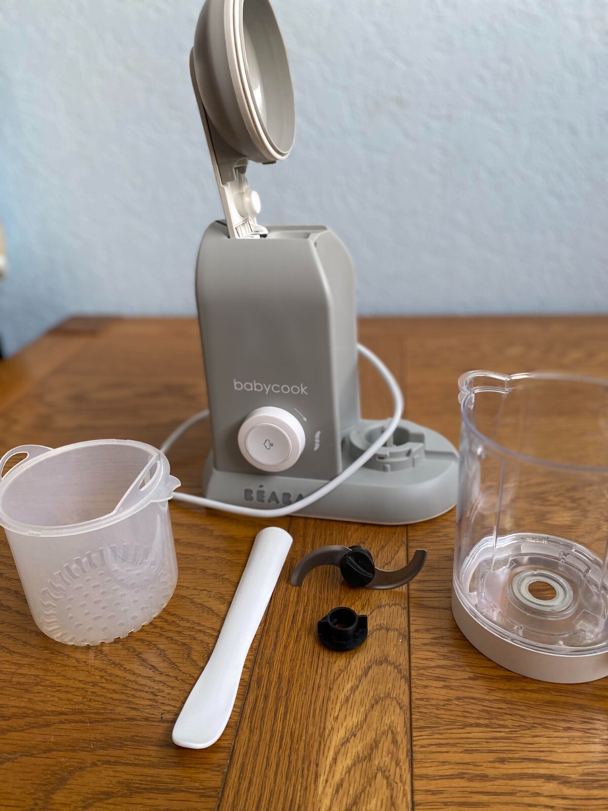 BEABA Babycook Solo 4 in 1 Baby Food Processor, Blender Light Grey