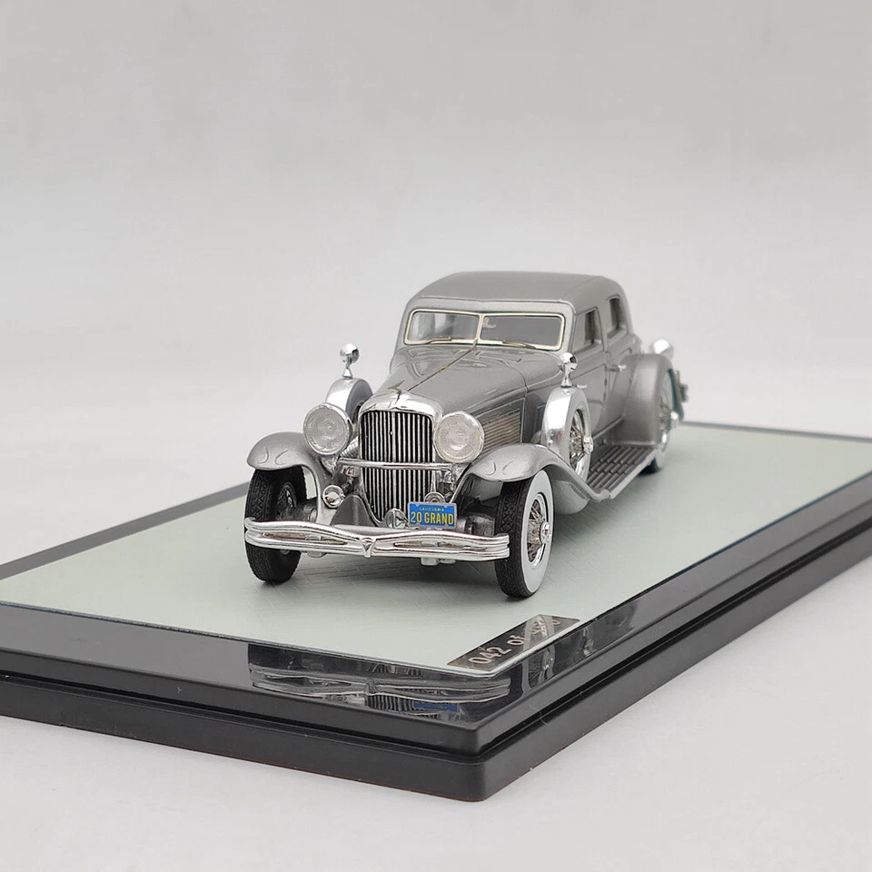 1/43 GLM Models Duesenberg SJ Rollston Arlington Torpedo Sedan 1933 GLM43106201 - Image 4 of 4