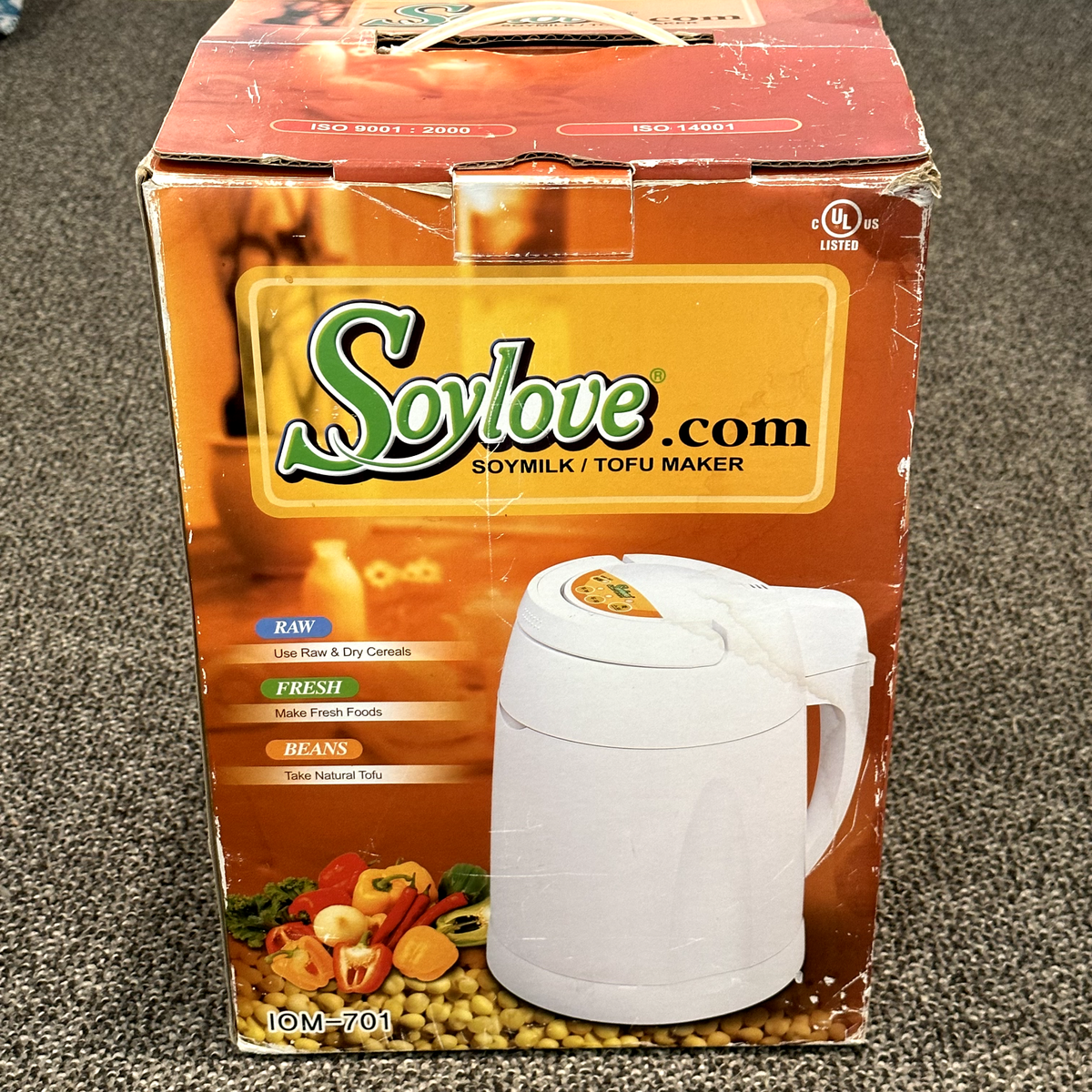 SoyLove IOM-701 Automatic Tofu Soymilk Soup Maker White RARE New