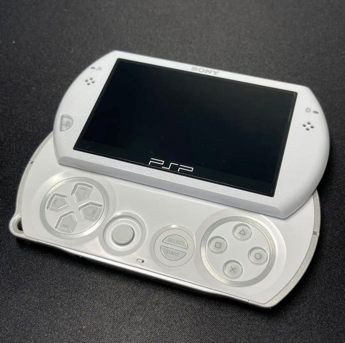 PSP GO PlayStation portableGo Piano White PSP-N1000 PW Free