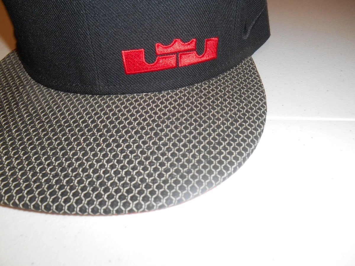 Lebron james best sale nike hat