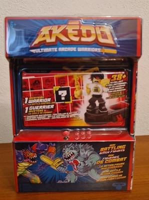 AKEDO -ULTIMATE ARCADE - MINI BATTLING ACTIONFIGUR - NEU