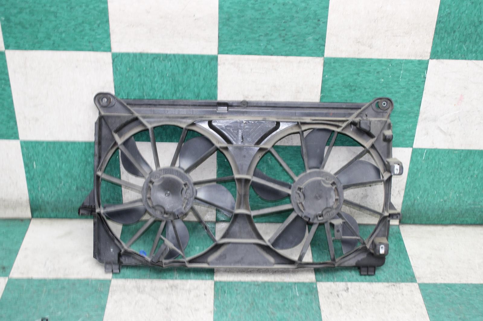 10-13 Sierra 1500 5.3L Engine Dual Cooling Fan Motor Blades OEM Factory