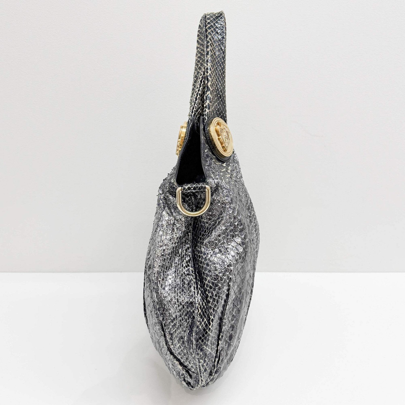 GUCCI Hysteria Black Python Embossed Leather Two … - image 5