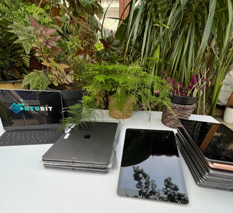 Apple iPad 8 2020 | Wifi 10,2 pouces | 32 Go gris sidéral | Batterie... - Photo 2/4