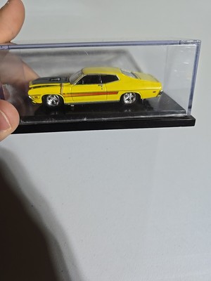 2000 Hot Wheels 100% Black Box  71 Ford Torino Coupe Yellow w/Black Hood & RR NM