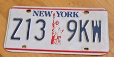 NEW YORK LICENSE PLATES pick one trailer or statue of liberty