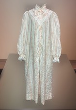Vtg Miss Elaine Cottagecore Floral Long Modest Zip Nightgown Seersucker Robe