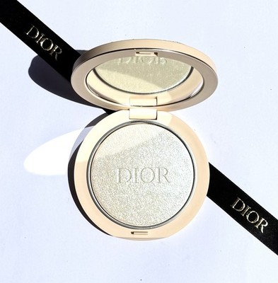 Dior Forever Couture Luminizer Intense Highlighting Powder 03 Pearlescent Glow
