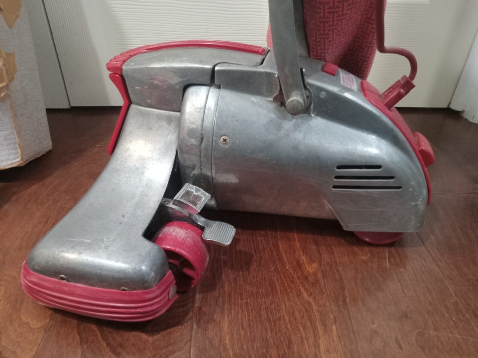 Vintage Kirby Classic III Upright Vacuum Cleaner Model 2CB Tested