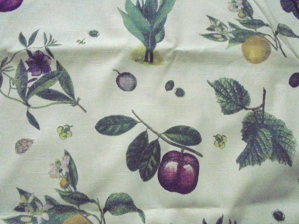 Tela de algodón Waverly BOTANICA 4 7/8 yardas 54" de ancho Frutas y Florales-Verde, Ciruelas Foto 4 de 4