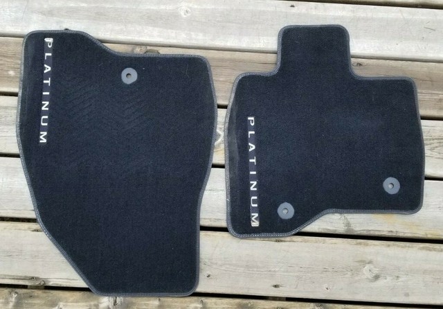 Oem 16 To 18 Ford Explorer Platinum Carpet Floor Mats Front Only Black For Sale Online Ebay